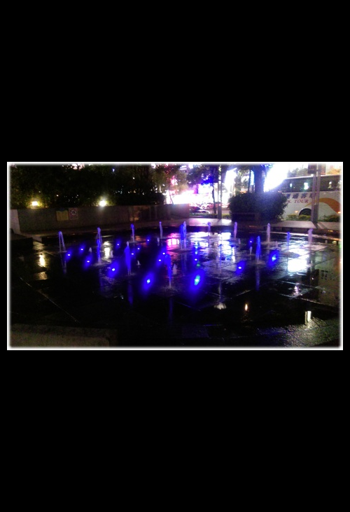 高雄巨蛋廣場-水景  